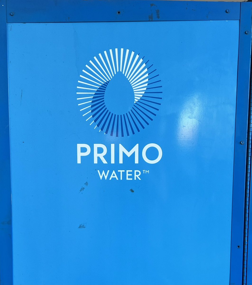 @SheaSerrano check it, the most vital compound for human life, Water, is repping #Primo
#greatshow #PrimOH2O