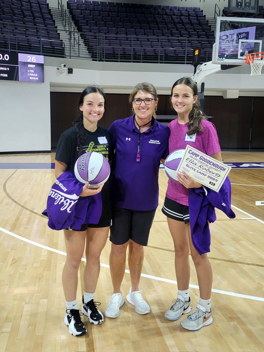 Stephanie Roberts tweet media