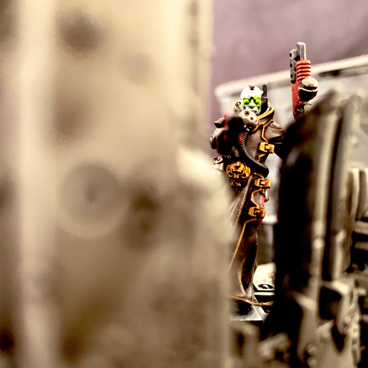 50shadesnuln's tweet photo. I can see you!
•
•
•
#sumpcity #necromunda #delaque #gangers #WarhammerCommunity @warhammer https://t.co/6nj25zXcai