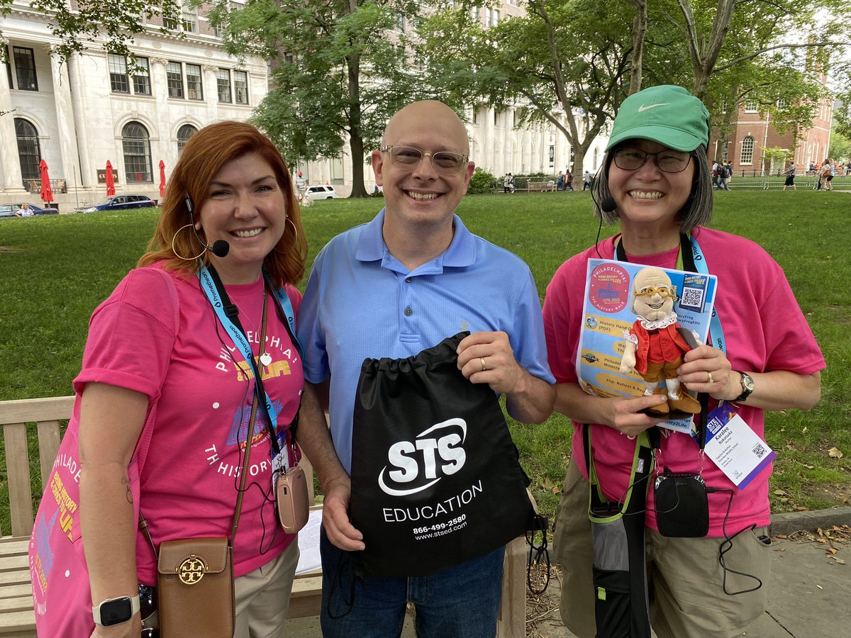 Thanks to @alexinman97 of STS Education for helping us #BringHistoryToLife by
sponsoring our #ISTELive History Walk by providing the awesome backpacks! What an amazing  morning! #ISTELive #TryOneNewThingChallenge #TellTheWholeStory