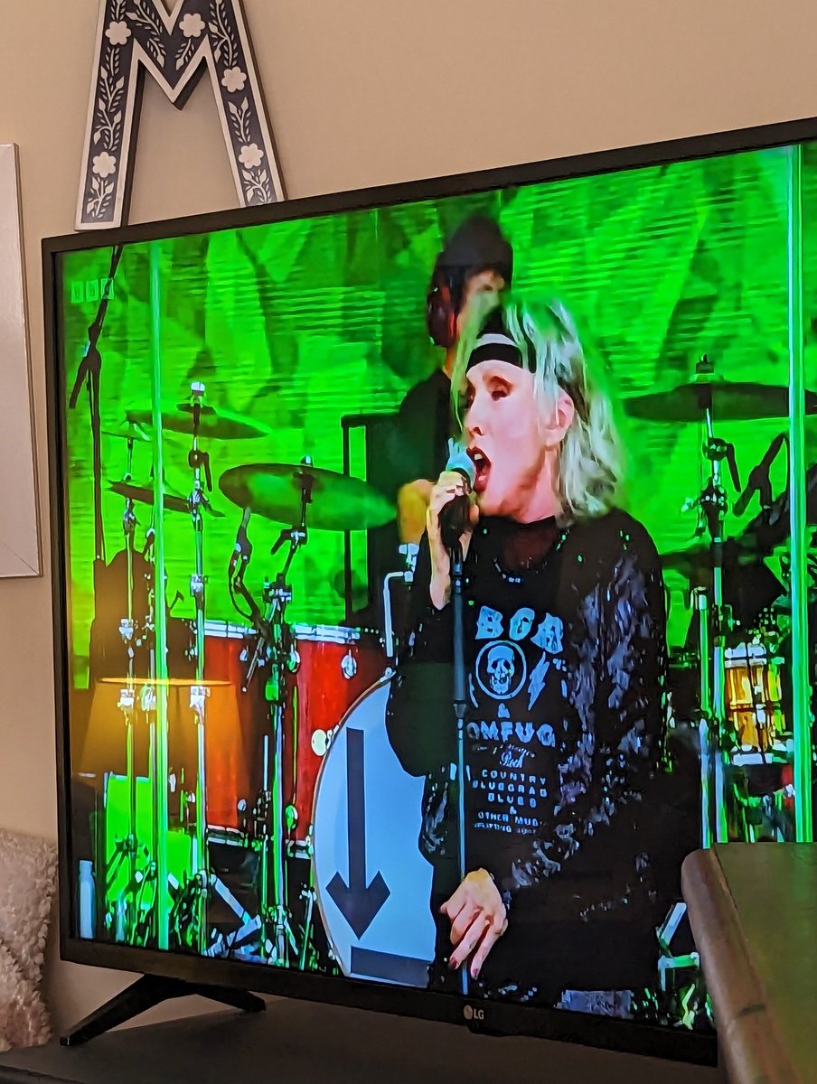 Nearly 78 and still belting out the bangers! #Glastonbury2023 #DebbieHarry #Blondie