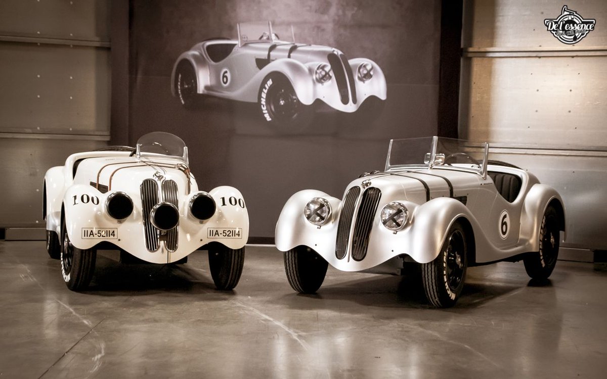 BMW 328 Edition 100 ans Le Mans by Collect'Car - Pour les petits... et les grands !
#DLEDMV #24hduMans #anniversaire #BMW #BMW328 #CollectCar #DeLaChapelle #Edition #LeMansClassic
Clique sur la photo pour lire l'article 👇👇👇

delessencedansmesveines.com/2023/06/bmw-32…