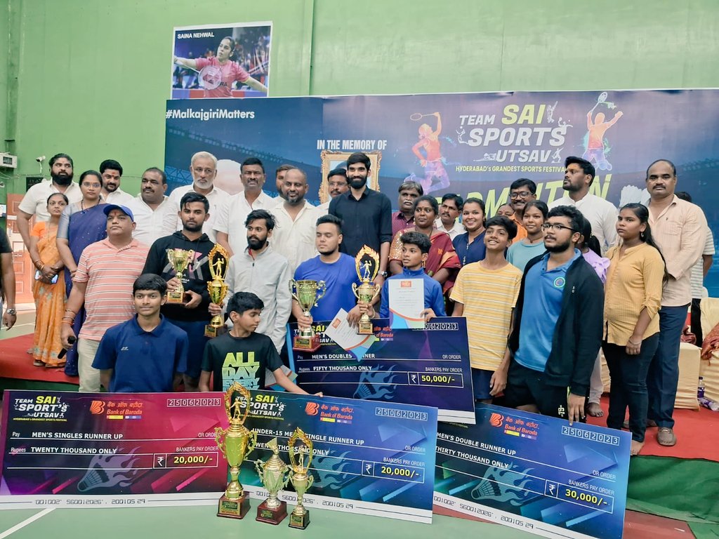 Most exciting #SundayMorning as we all joined to encourage the sportive spirit of enthusiasts in @TeamSAI 's Sports Utsav @Malkajgiri assembly constituency

Padmashri  @srikidambi garu graced the event organised by @pm_saiprasad garu
#MalkajgiriMatters