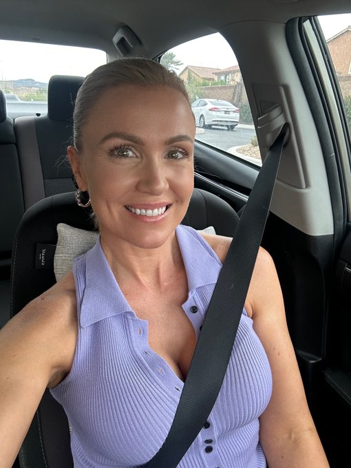 TW Pornstars - Kate Shelor. Popular pictures and videos from Twitter for the year. Page 9