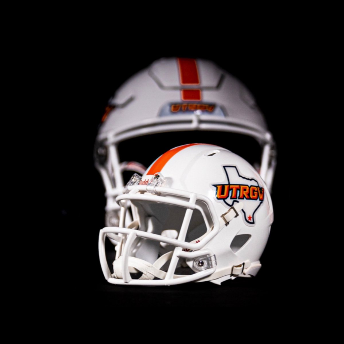 This is your reminder to donate to the V Club to receive your very own first edition Vaqueros mini helmet! 🏈

Donate here➡️  bit.ly/46m0eI4

#UTRGV #RallyTheValley #UTRGVfootball #Vclub