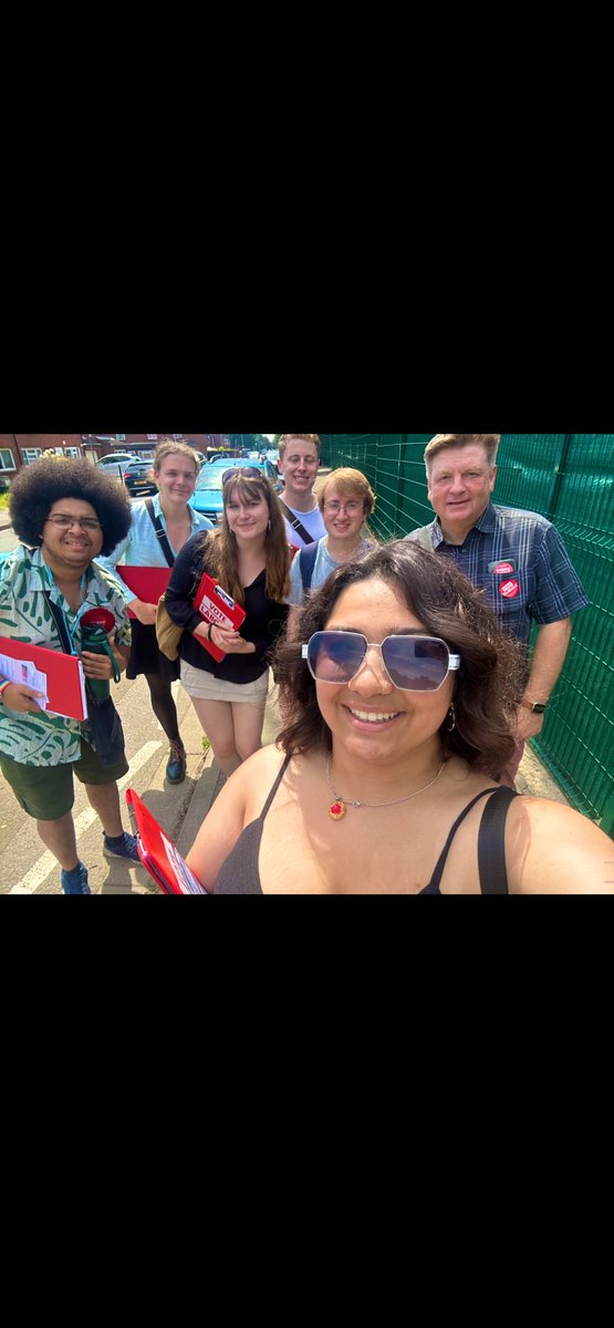 Rosiekurnaz's tweet photo. Fabulous turnout for our session this morning! We’re all working so hard to make sure that @DannyBeales gets elected on July 20th! 🌹❤️ https://t.co/vYtqYClFYC