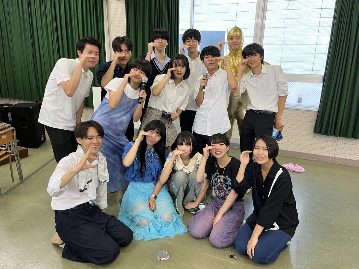 pawawawaa's tweet photo. #NERIROCK ⭐️
久々に仕事なくて楽しめた…。
凪ナズム本当にありがとうだいすき。
練馬でエレキャパ見れて嬉しかったです。
こびとは次こそみんな揃うといいな‼️ https://t.co/E7oi6RtjJS