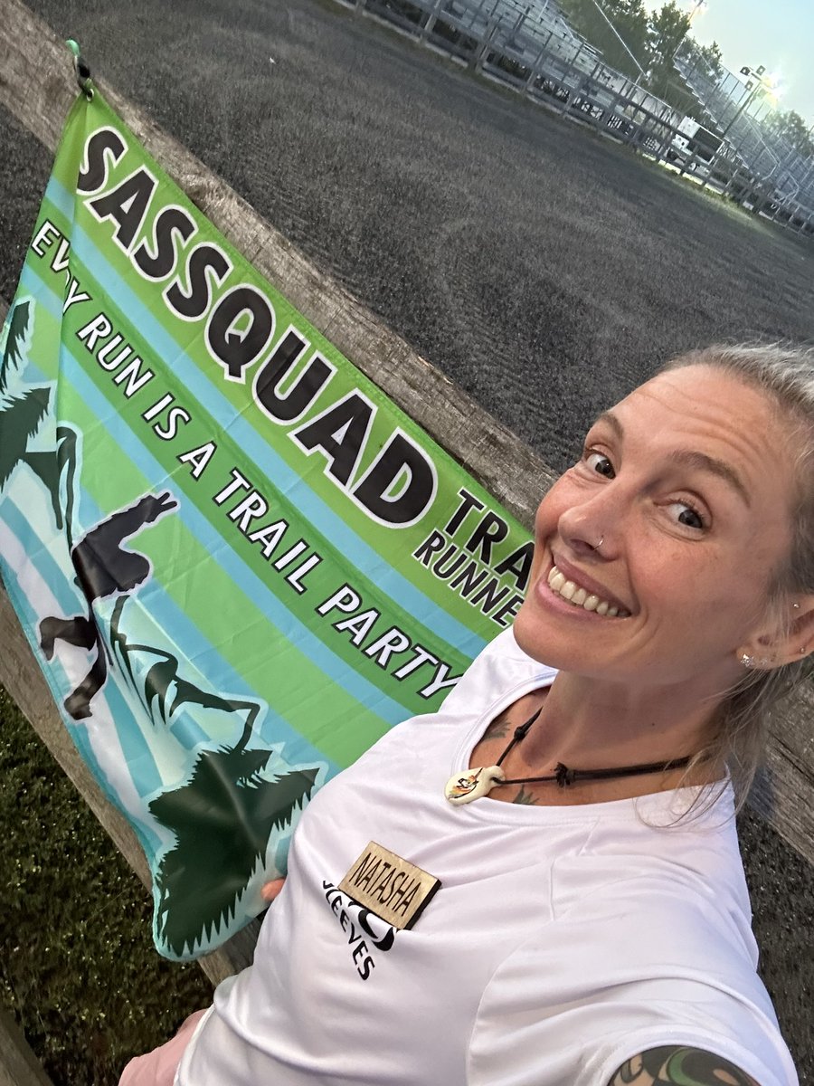 NatashaSwartley's tweet photo. #sassquadtrailruns where itโs always a Trail Party!
Volunteered all night supporting runners in kicking ass & achieving goals!
Proud of everyone! Great work out there!!
#sassquad #trailparty #ultraruns #ultrarunninv https://t.co/5ulShRwTNr