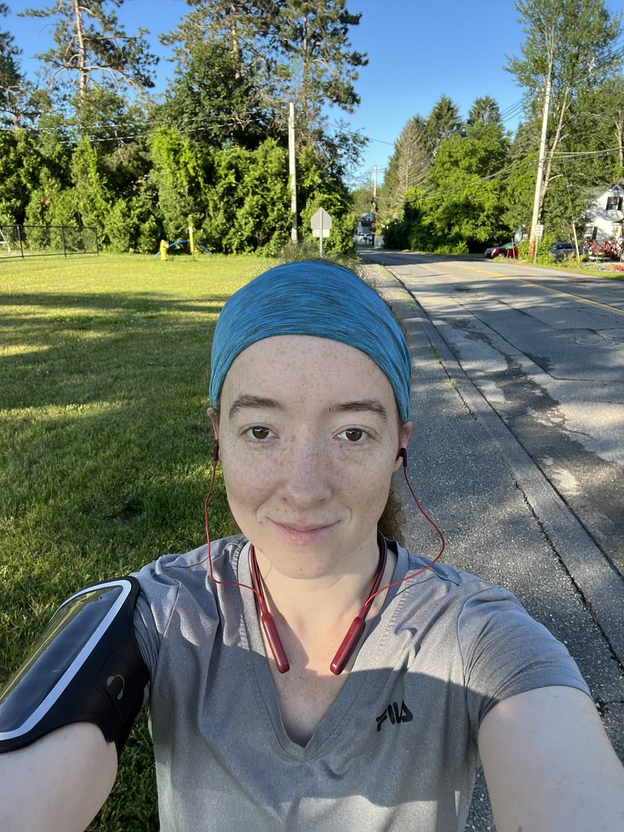 4.77 mile run & upper body workout this morning. “Our prime purpose in this life is to help others. And if you can’t help them, at least don’t hurt them.”- Dalai Lama #adaptiveathlete #FitnessMotivation #EssentialTremor #fitwomen #fitlife #Sunday #run #workout