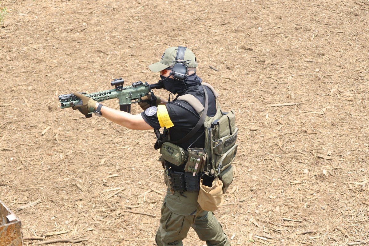 本日ご一緒した皆様ありがとうございました。職場のパイセンと最近沼に引きずり込んだ若者3名での初参加でした。
楽しいフィールドでよかった～
暑くて、休み休みの１日でしたがまた伺います。
#サバイバルゲーム 
#サバカン
#サバイバルカントリー