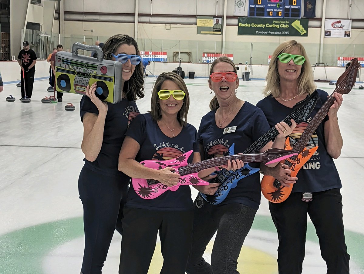 RocCurling's tweet photo. Look at Rochester, curling in the summer and in the B event finals of @BucksCurling's His &amp; Hers Bonspiel! Good luck to Danielle Huff, Wendy Strassner, Linda Root, and Sue Birkbeck! Stream the final here at 10:15am: https://t.co/YxkjAQXJvv 🥌 #GoodCurling #RocCurling https://t.co/cPUvyj5wFs
