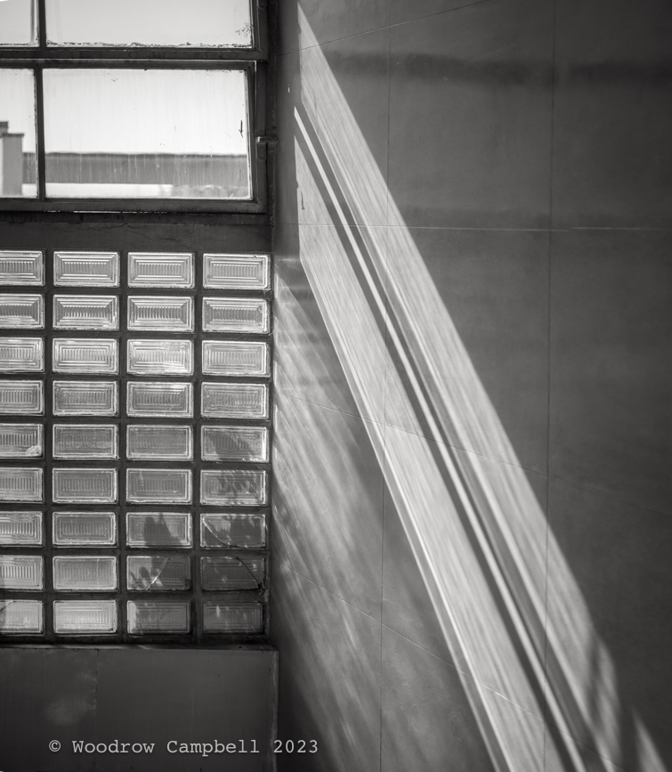 Now,  Modernist light, Milan.   Day  4992  of 1 photo every day for the rest of my life. 

#BlackAndWhite #BNW #Photo #Monochrome #DailyPhoto
#Leica #M11M #Monochrom
#milan #modernism #glassblocks  #monochromephotography #minimalism #architecturelovers #bnw_captures