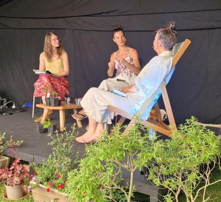 katieholten's tweet image. What a joy to celebrate THE LANGUAGE OF TREES @wealdenlitfest with the wonderful @WanderingGaia and @schillerrrrr. A beautiful weekend in the oak woods with long light-dappled days, conversations, books, and trees. 💚