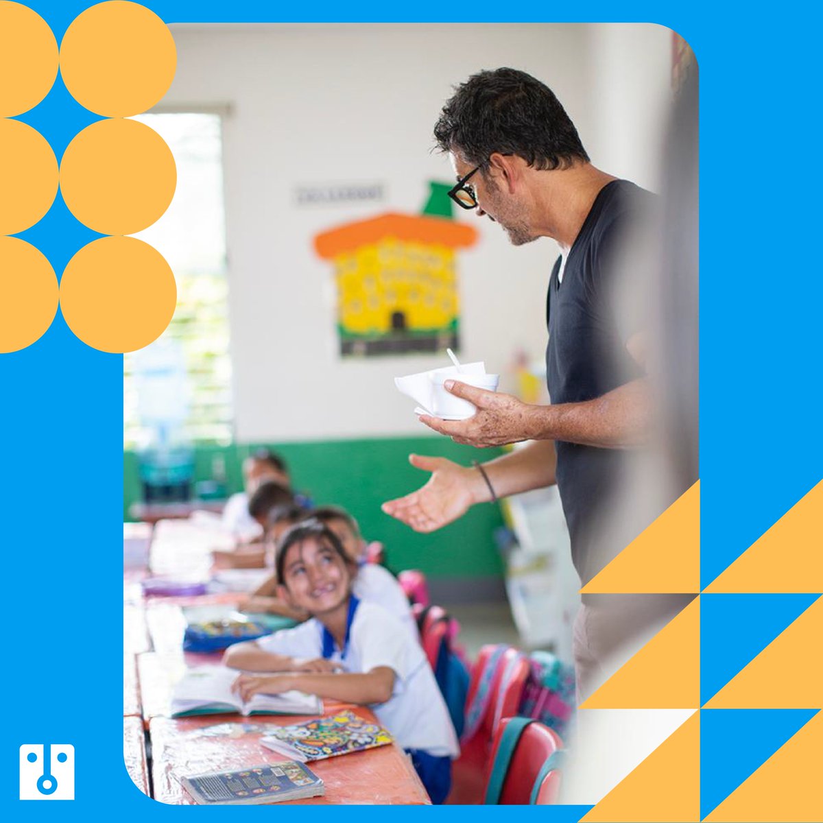 Fund_Adentro's tweet photo. El maestro aparece cuando el alumno está listo. 💙
Escultores que modelan a los niños y las niñas en su taller “La ESCUELA” 🤩
-
#fundacionadentro #educacion #somoscultura #aprenderaprender #guatemala #niños #educaciónguate #niñosyniñas #aprendiendo #afinandosueños https://t.co/ox5VLNvnHA