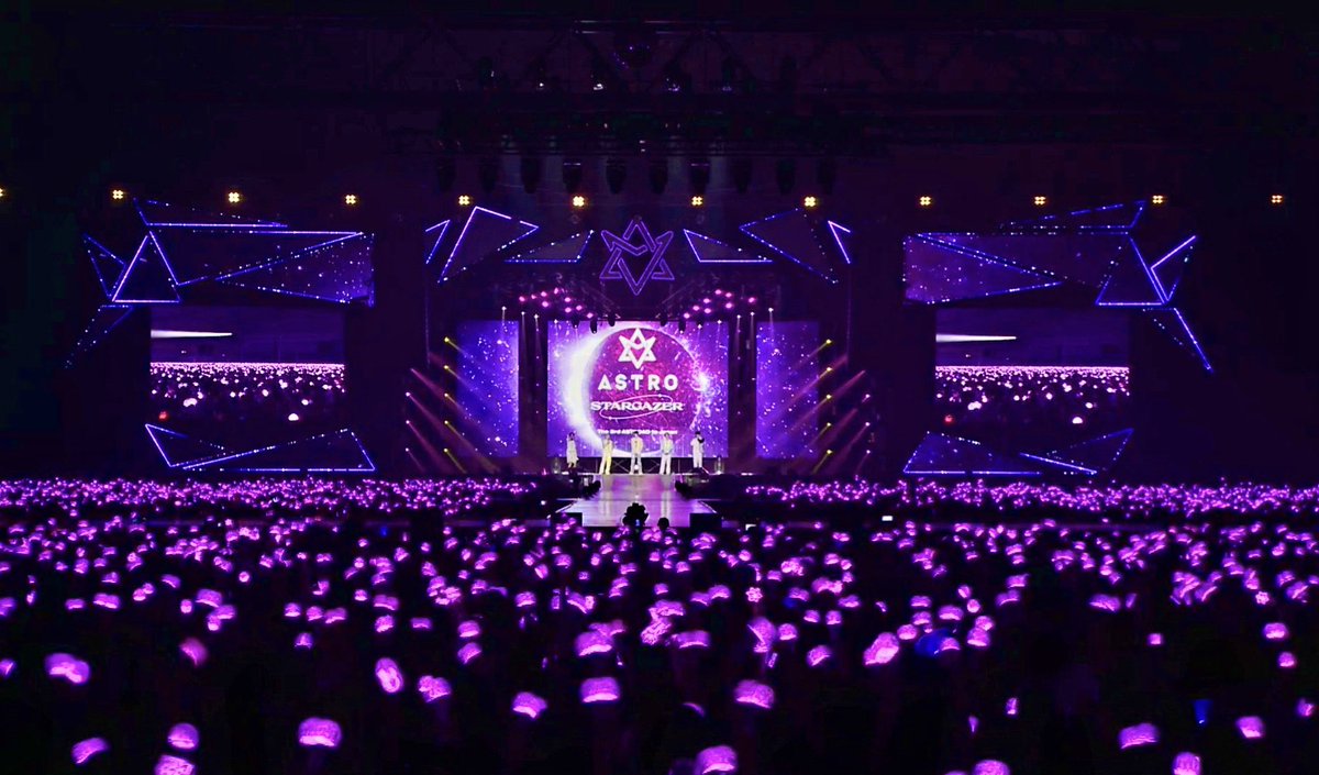intokmj's tweet photo. ⠀"you came."⠀⠀ ⠀"for you, always."
     #아스트로⠀⠀⠀ ⠀⠀    #아로하 https://t.co/Z07nhacg6w