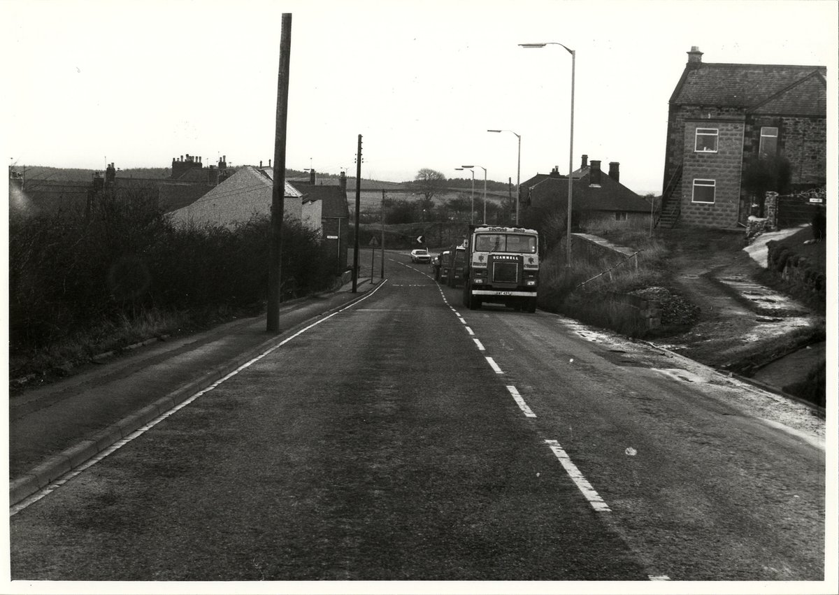 TheStoryDurham's tweet photo. Join our #DurhamDigitalDetectives by helping us identify a photo from our collection. Do you recognise this unidentified stretch of road (c.1975-1980)?
Please RT to spread the word #HistoryMystery https://t.co/2bnjbssk2Z