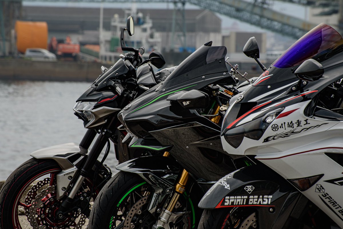 yuyanin7's tweet photo. KAWASAKIツーリング
カッコ良く撮っていただきました！
やはり一眼かミラーレス欲しくなる📸
photo by @oRdg7jsYb0fc4nd https://t.co/rTIsYwkBo9