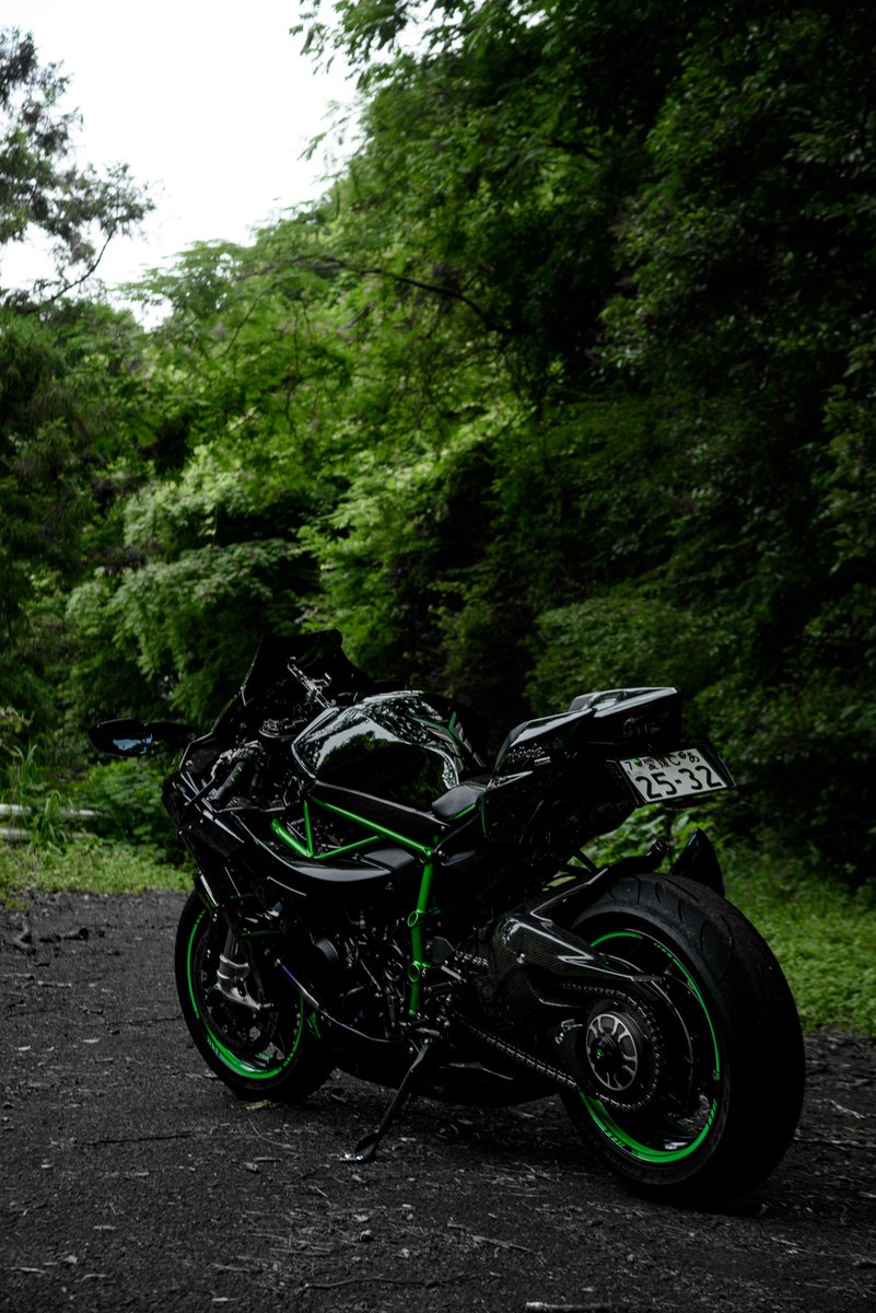 yuyanin7's tweet photo. KAWASAKIツーリング
カッコ良く撮っていただきました！
やはり一眼かミラーレス欲しくなる📸
photo by @oRdg7jsYb0fc4nd https://t.co/rTIsYwkBo9