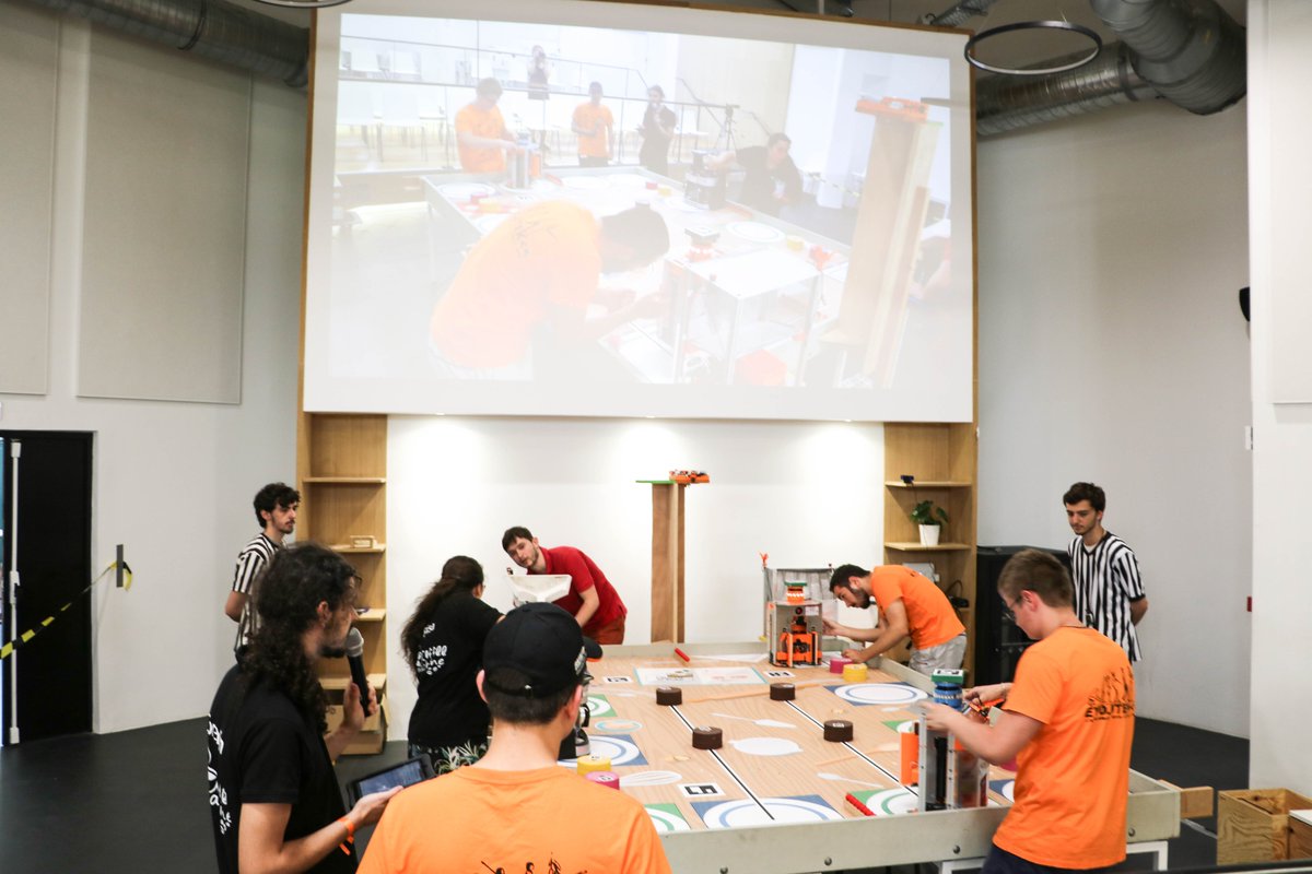 Evolutek tweet media