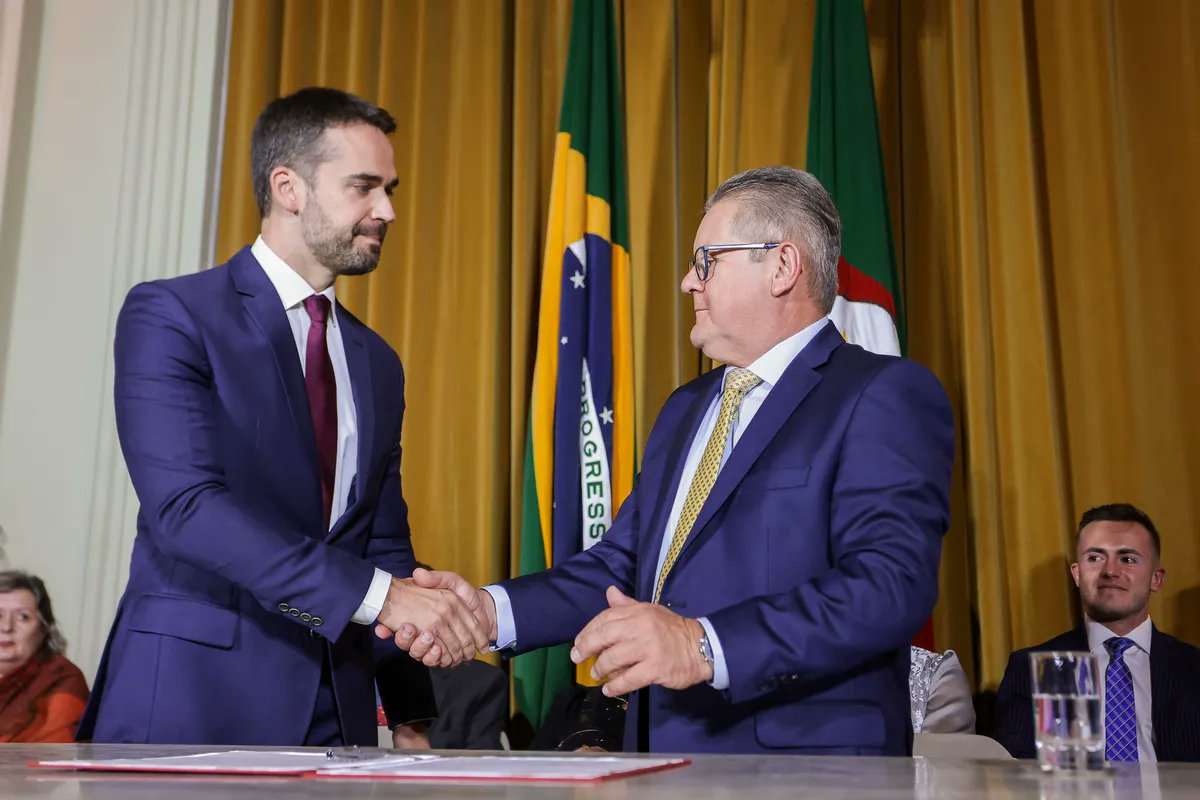 BancadaPSDBrs's tweet image. 35 ANOS: Trajetória do PSDB no país é marcada por estabilidade econômica e rede de proteção social. No Rio Grande do Sul, o partido é responsável por grandes reformas e avanços sociais e na gestão pública, além do pioneirismo político. Leia mais: bancadapsdbrs.blogspot.com/2023/06/35-ano…
#PSDB