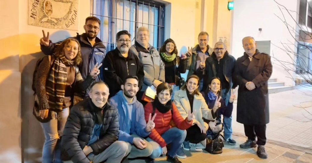 BertoldiOk's tweet photo. NEUQUÉN POR LA PATRIA
Con esperanza en la recuperación definitiva de la Argentina y de Neuquén, acompañamos y militaremos nuestra fórmula presidencial de Sergio Massa y el “Chivo” Rossi.

+ https://t.co/pEBe6l5WAZ