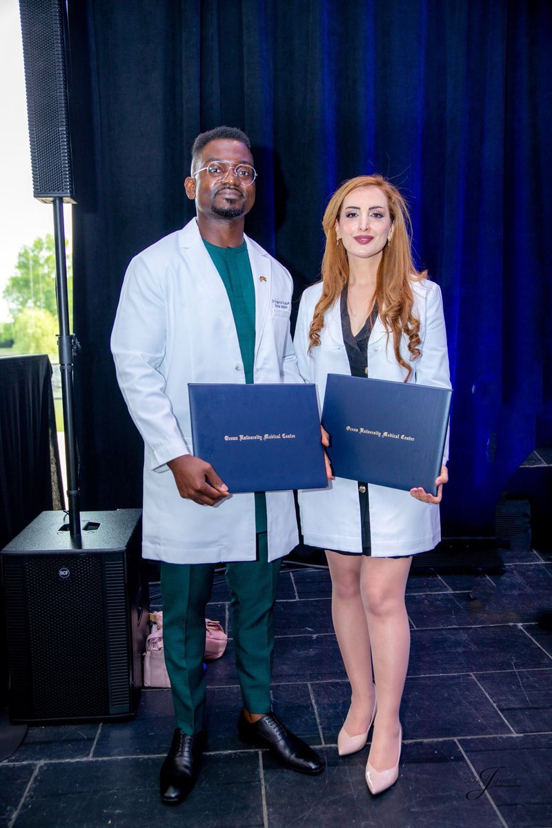 DinaAlnabwani's tweet photo. #Graduation_ceremony
So grateful for opportunities grated, friends made, and lessons learned over the past 3 years in my internal medicine residency 🦋 6/15/2023 ceremony day 🦋 thank God https://t.co/FxfdXB5EcZ