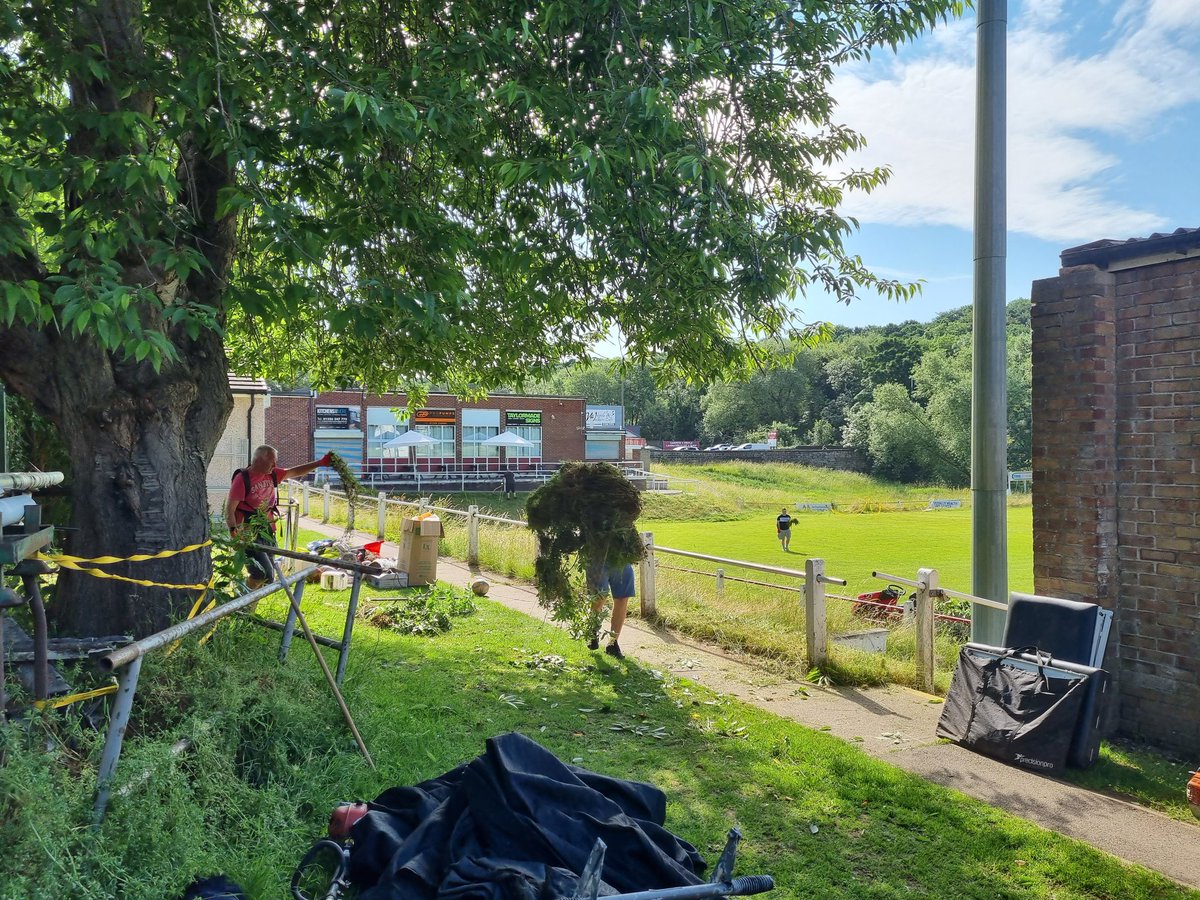 Busy old day down at The Totally Training Stadium.

A massive thank you to all the volunteers that have helped out today in hot weather.

Plenty of groundwork done, garage cleared out &amp; new signage starting to go up ready for the new 2023/24 season.

#OneTeamOneFamily