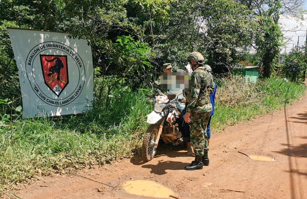 Cuarta División del Ejército Nacional on Twitter ViajeSeguro su COL