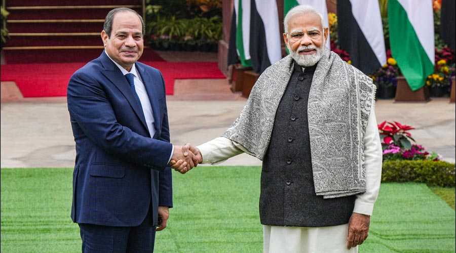 @narendramodi Hon'ble PM @narendramodi Ji's historic visit to Egypt, signifies a new chapter in India-Egypt relations and will pave the way for greater cooperation and mutual prosperity! #ModiInEgypt 🇮🇳🤝🇪🇬