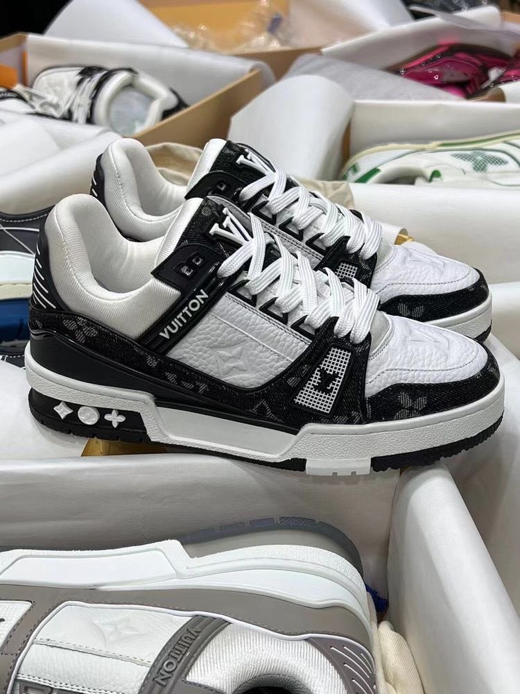 raisocrazy's tweet photo. These so hard😍 https://t.co/cW1JjIDuqI