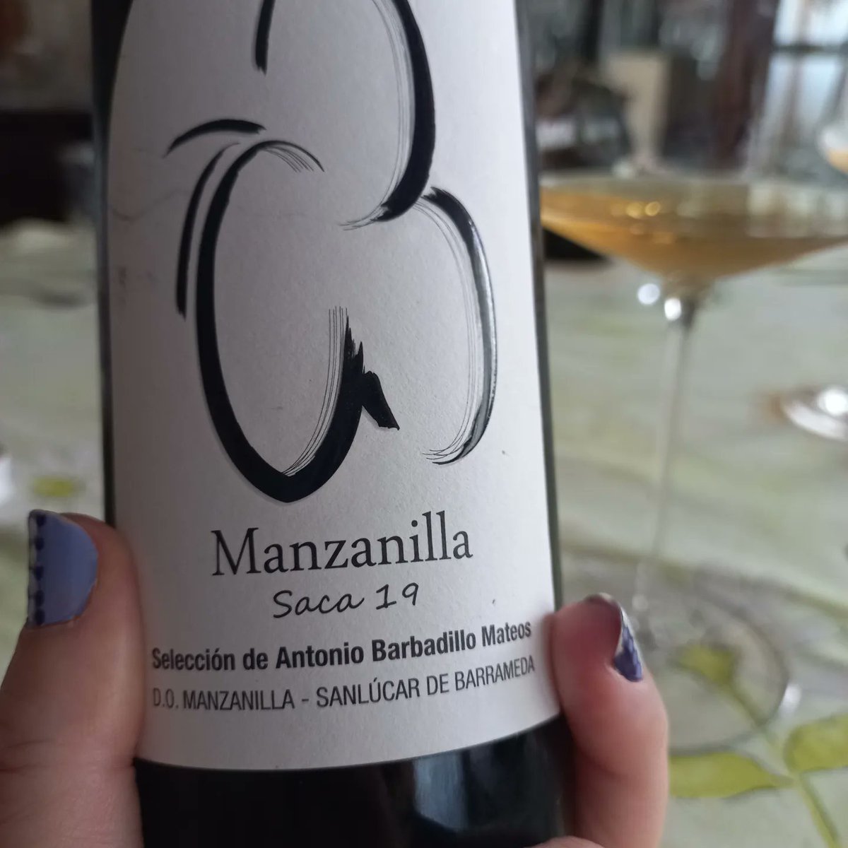 susublanca's tweet photo. Una rabiosa salinidad,...compleja... larga ...contundente ..eterna y sin fin!!!
Y qué colorrr🔥🧡
.
#enelsursepierdeelnorte
#manzanillaparagozar
#manzanillasacristiaab
#sanlucar
#alsurdelsur✌️
#antoniobarbadillo https://t.co/dAgDb1K6Q4