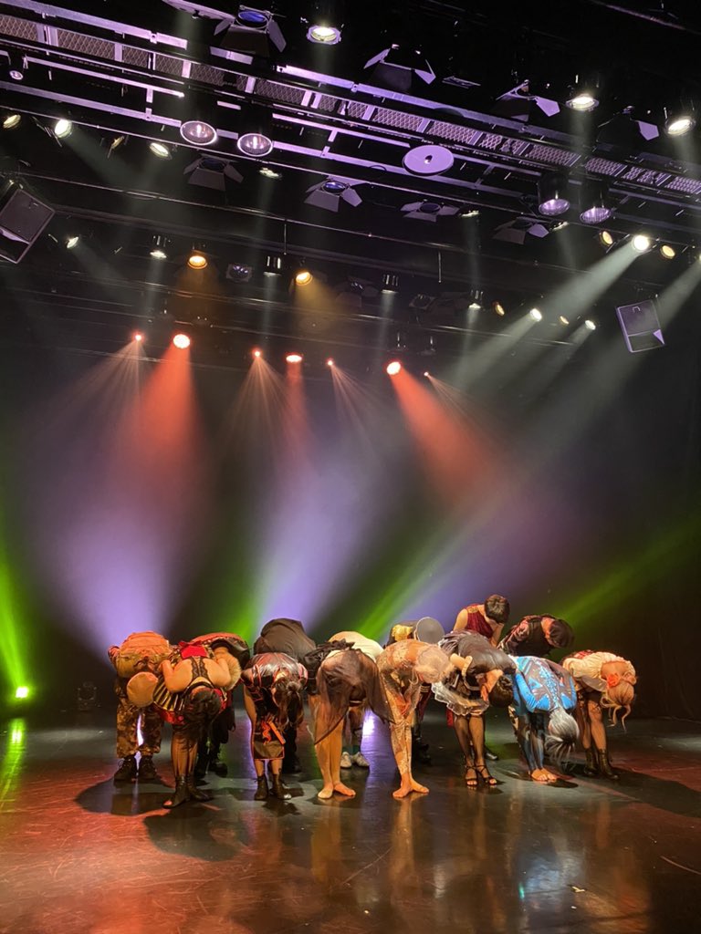 出演者様、スタッフ様、お疲れ様でした。観れた事に感謝の言葉しか浮かびません。動きだけで物語を作っていく。そして、観客1人1人違ったセリフを心で感じていくそういう作品に出会えました。皆様、とても素敵でした。#ミステリアム