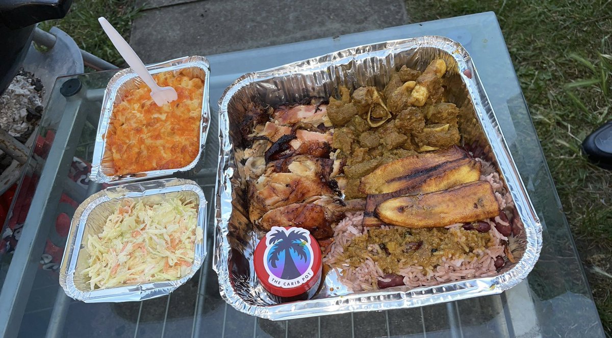 TheCaribPot's tweet photo. ✨The Carib Combo✨ It’s giving Authentic Caribbean Flavours 😍🌴
•
#caribbeanfood #fyp #jamaicanfood #foryou #southlondon #food https://t.co/aDaHsqJYPg