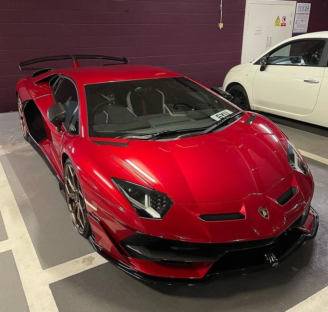 Lamborghini Aventador SVJ 🔴