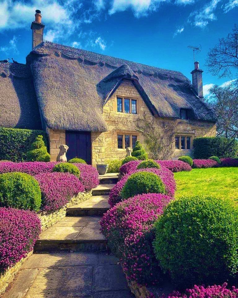 Have you ever walked there? Chipping Campden Town, England 🏴󠁧󠁢󠁥󠁮󠁧󠁿