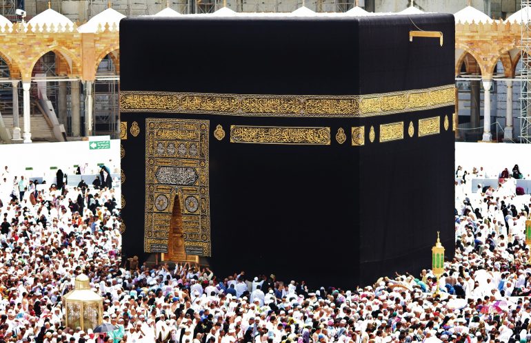 BushraN15301331's tweet photo. The rituals of Hajj, such as standing on the plains of Arafat, create a sense of awe and humility, reminding pilgrims of their insignificance in the grand scheme of creation.
#Hajj_JourneyOfFaith https://t.co/hyrO6fIfLW