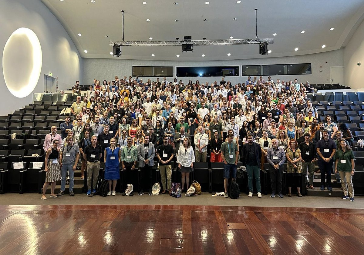 “Family photo” of the 10th International gamma-delta T cell conference in Lisbon, 20-23 June 2023 :) #gd2023