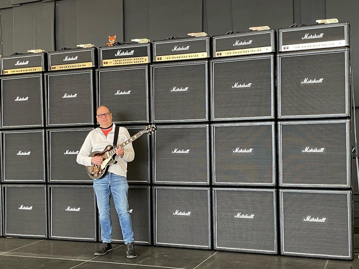 lukeisakidd's tweet photo. her: you’d have to be pepe in front of a wall of Marshall stacks if you think we fuckin
me asf: https://t.co/gSMnAz6hck
