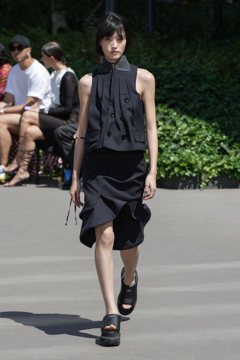 gigiwritesss's tweet photo. Sacai silhouettes ss24 https://t.co/CPuz1GLMbw