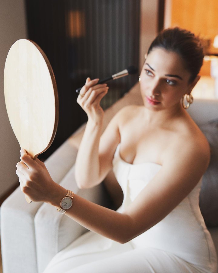 FzeQvj7WIAA0It0?format=jpg&name=900x900