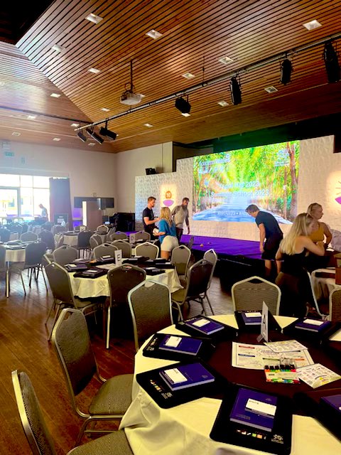 AcademiWales's tweet photo. Bron yn barod i fynd! #YHAW23 🤩 📚 ☀️ ✏️ 🏴󠁧󠁢󠁷󠁬󠁳󠁿

Almost ready to go! #AWSS23 🤩 📚 ☀️ ✏️ 🏴󠁧󠁢󠁷󠁬󠁳󠁿 https://t.co/fDTFBxC2mA