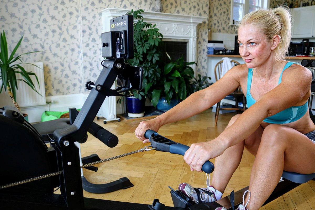 JuliaBFit's tweet image. Rowing thru challenges. 🚣‍♀️💪

My erg gains hit a 🚧. 
Pesky plateaus 🤬🤣

Time to adjust, focus on technique, build a stronger stroke. Fine-tuning each movement, unlocking new levels. 💪

Embrace the process, relish the challenges, push forward.🙌

#concept2 #rowing