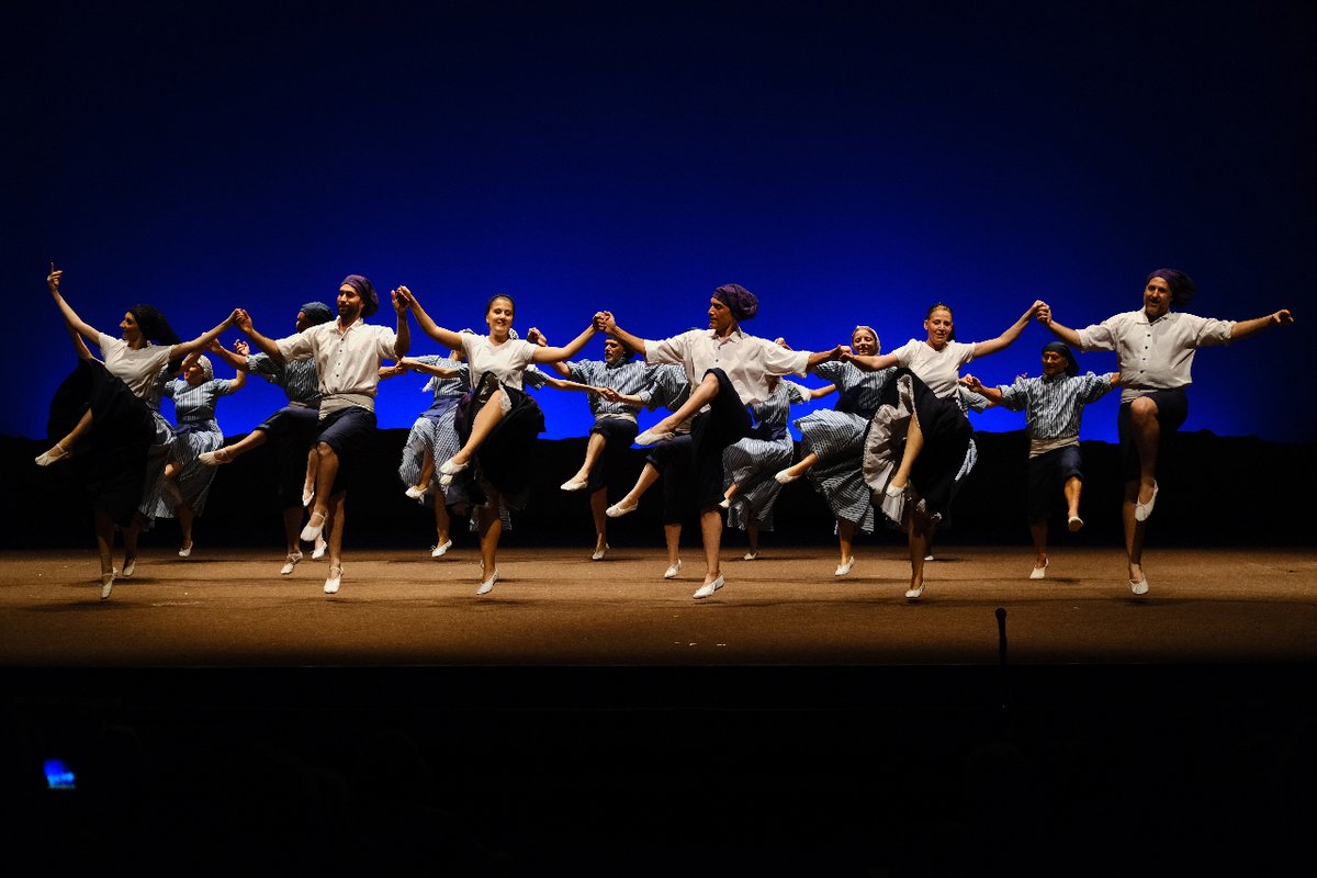 🔴 TARDA CULTURAL

Ahir a la tarda nit es va poder viure mostres de de dansa i cultura popular com van ser l’espectacle de l’Esbart Olesà i el Sardaxou de l’ACF Olesa Sardanista.

📸 Us compartim unes fotos per reviure aquella moments.