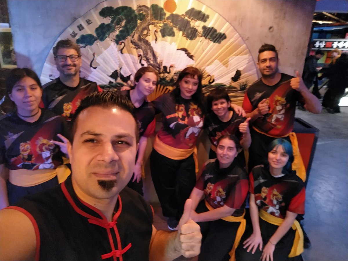 KungfuFacu's tweet photo. DANZA DEL DRAGON
Sifu Facundo Colman y sus alumnos.
Desfile "Fashion Canvas" junio 2023
#DanzaDelDragon #DragonChino #Dragon #CulturaChina #SifuFacundoColman #BarrioChino #Belgrano #China #DanzasChinas #DanzaDelLeon #PerroFu https://t.co/QNSJQLdC07