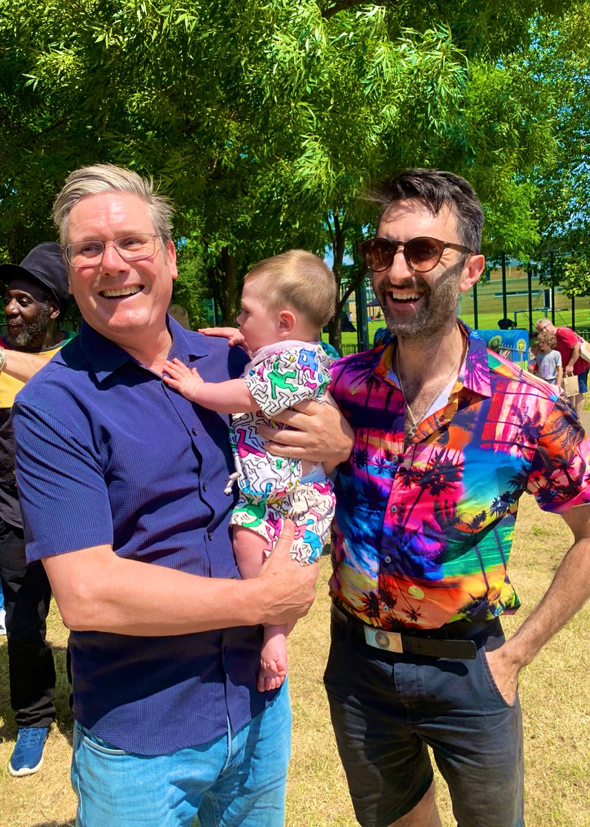 Fun day out with @nicklevine at #Windrush75 event in Camden. Here’s my baby boy Zeb meeting @Keir_Starmer ☀️💚 
#TheHomecoming @LoveCamden