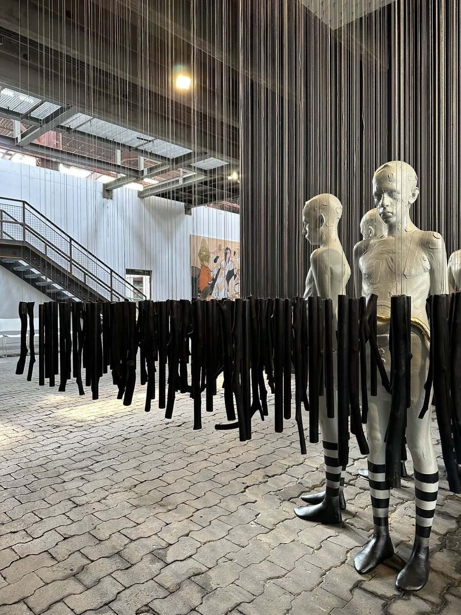 Correlate, wood &amp; polyester, 2023
  #sculpture #cpntemporaryart #art #büdelsdorf #istanbul #modernart #clay #clayart #nordart2023 #wood ##woodworking #artist #black #atölye @nord_art <a href="/kemaltufan/">Kemal Tufan</a> <a href="/pgartgallery/">Pg Art Gallery</a>