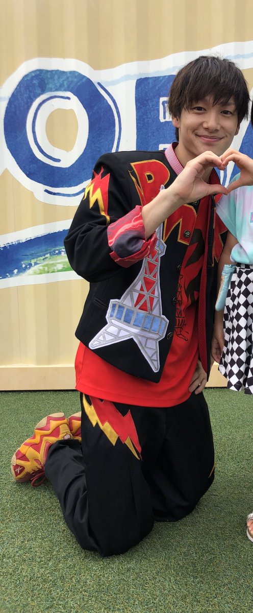 REMi_0412's tweet photo. めちゃくちゃ楽しかったー！
曲良いし全員カッコいいしおもしろいし、近くで観れて最高✨
@bmk_mika @bmk_kempa @bmk_sota @bmk_kometani @bmk_takumi https://t.co/kDHaOT3Bi4