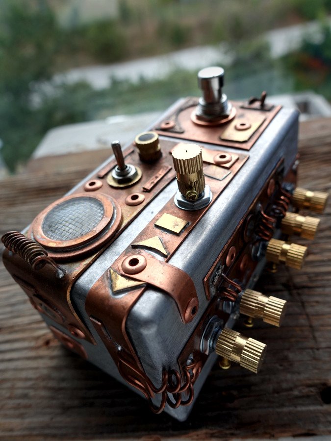 #distortion #DistoZoid_CY3 special #steampunk edition
#guitarpedalart #guitarpedals #guitareffects