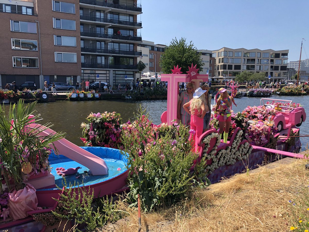 Het was weer een mooi Varend Corso in <a href="/Delft/">delft</a> vandaag. #varendcorso