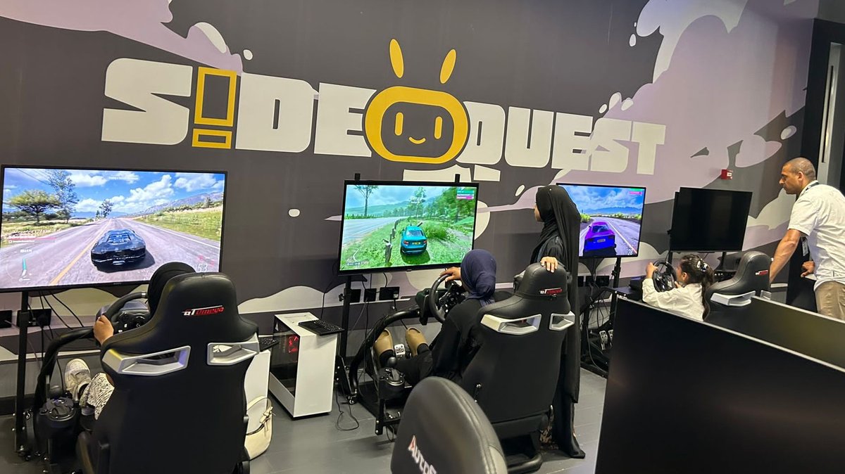 MPSTowerHam's tweet photo. Today @WomenInclusive joined the Youth Engagement Team at Sidequest Gaming Hub in Westfield, Stratford. The girls completed surveys about police trust and confidence, and enjoyed a few hours gaming too. Thanks to @SideQuest_Hub for being great hosts again. https://t.co/V4QmQFSVaJ